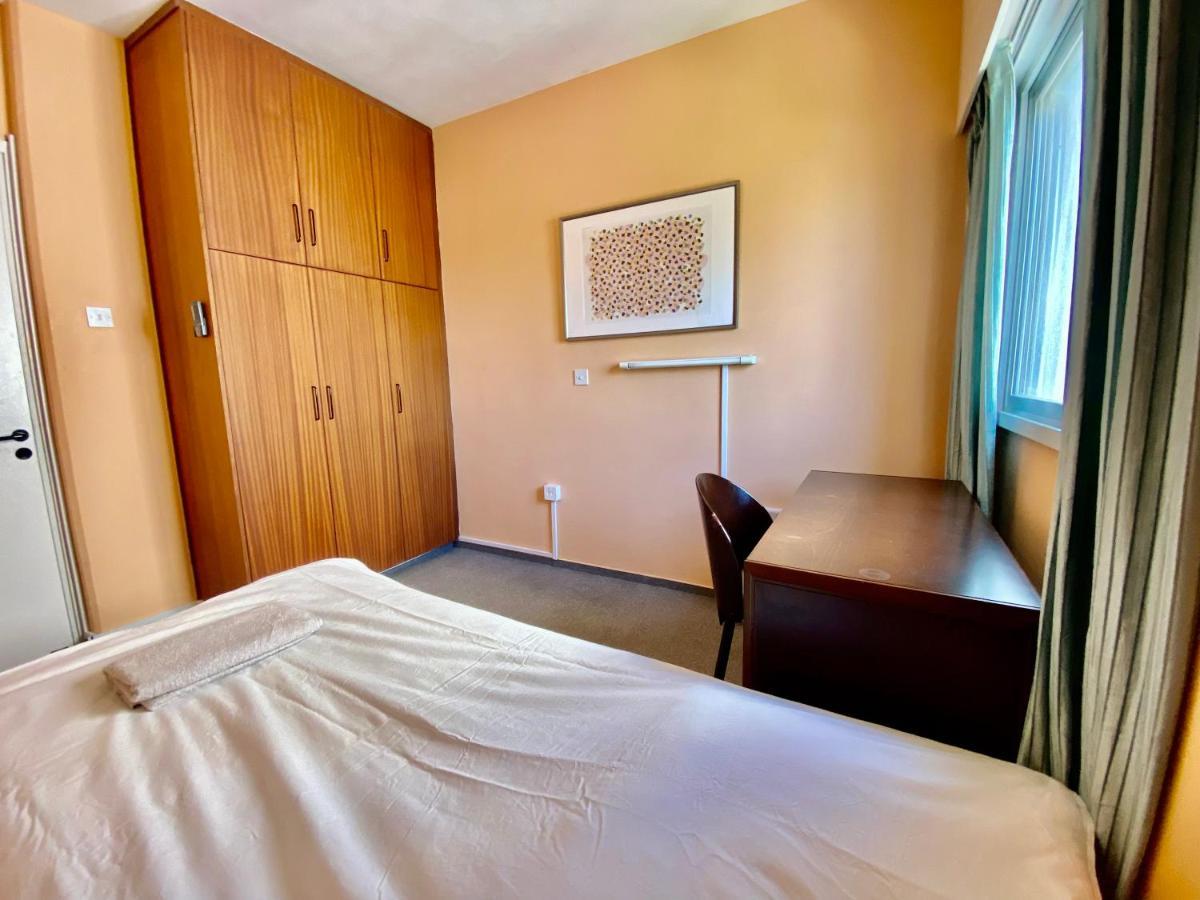 Private Room In A Shared Flat At Best Location Limassol Zewnętrze zdjęcie